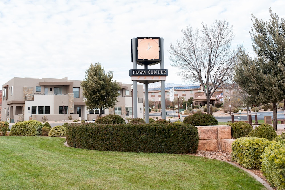 Town Center Resort - photo 866