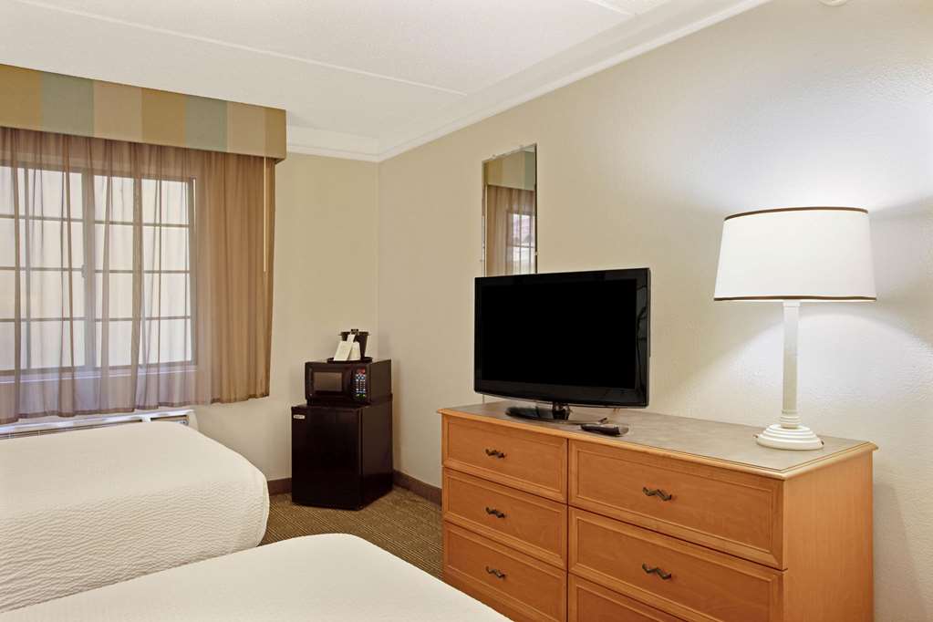 La Quinta Inn Lexington Horse Park - photo 33