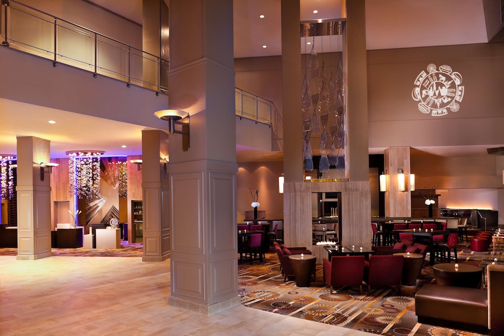 Swissotel Chicago - photo 2