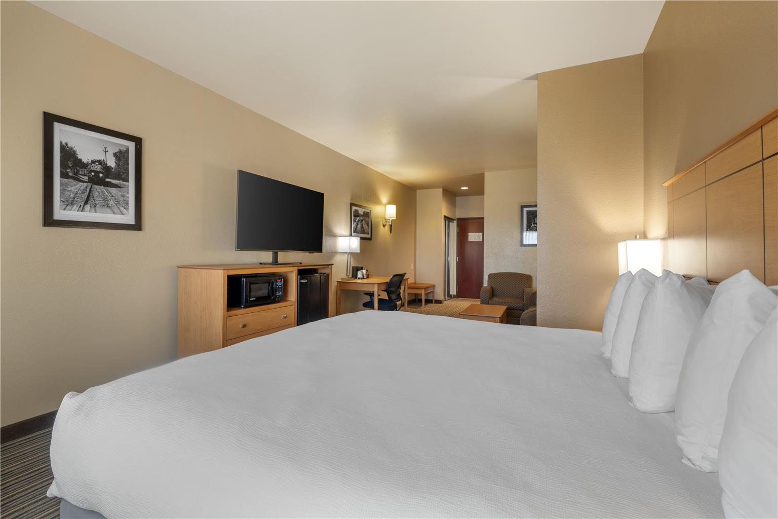 Best Western Shelby Inn & Suites - photo 33