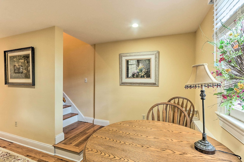 Townhome in Leesburg Historic District - photo 6