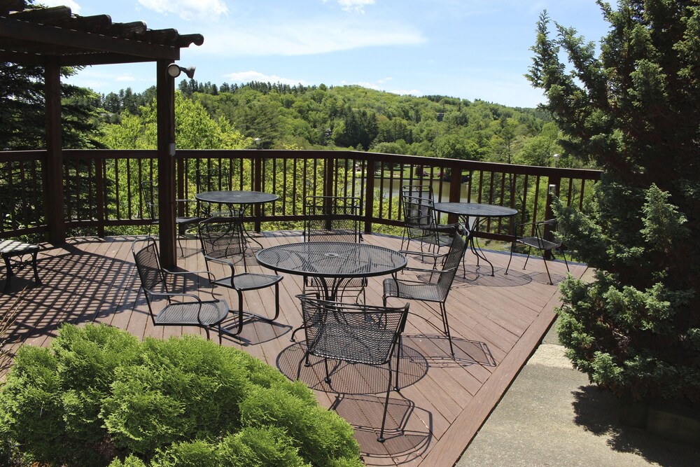 Cliff Dwellers Inn - photo 65