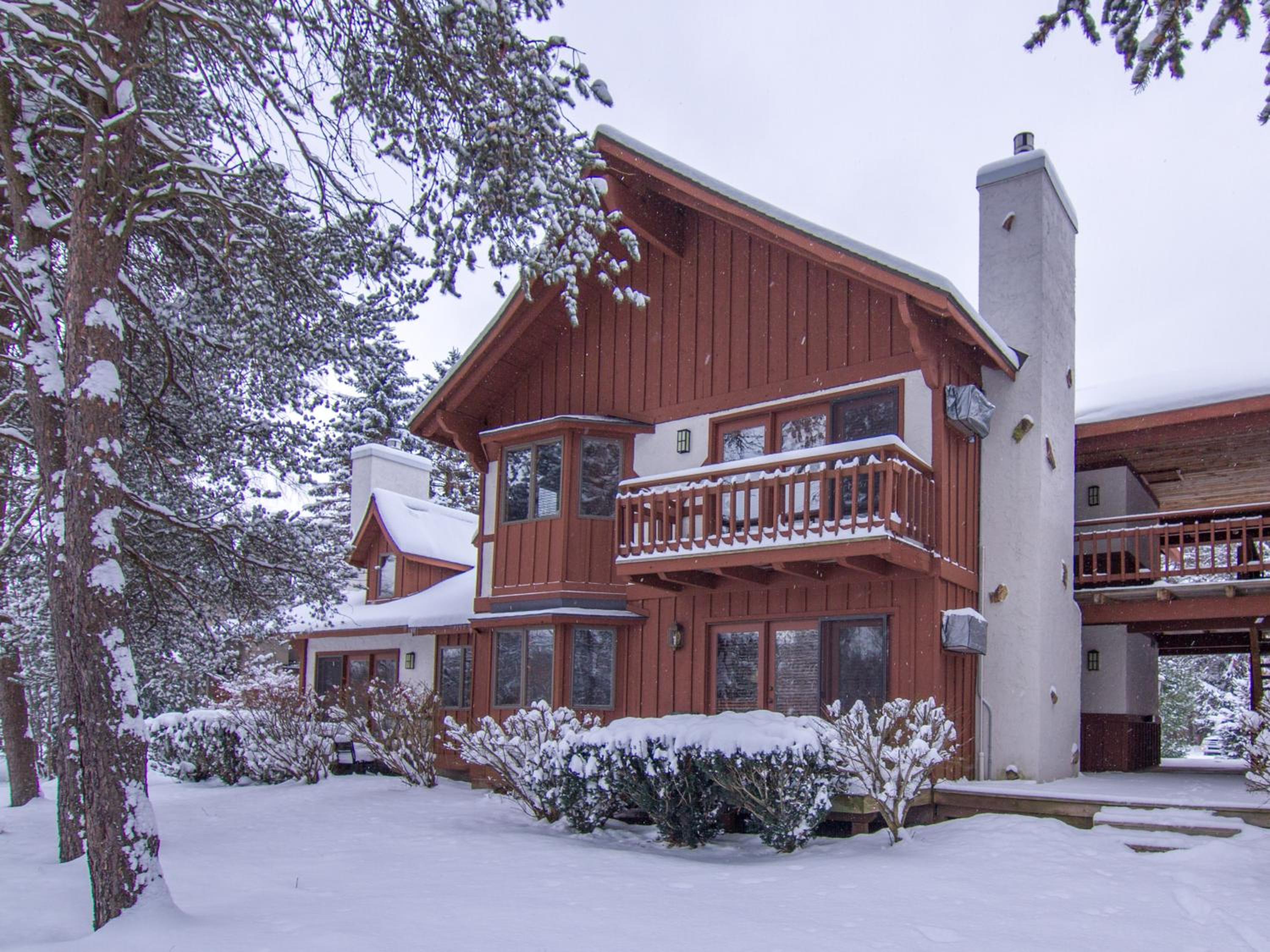 Crystal Mountain - photo 2