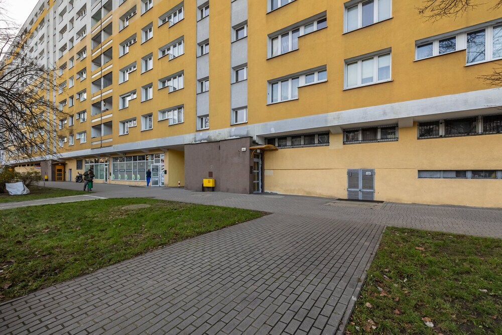 Apartment Near the Warta River by Noclegi Renters — 4-Star Luxury Hotel in Poznan, Poland