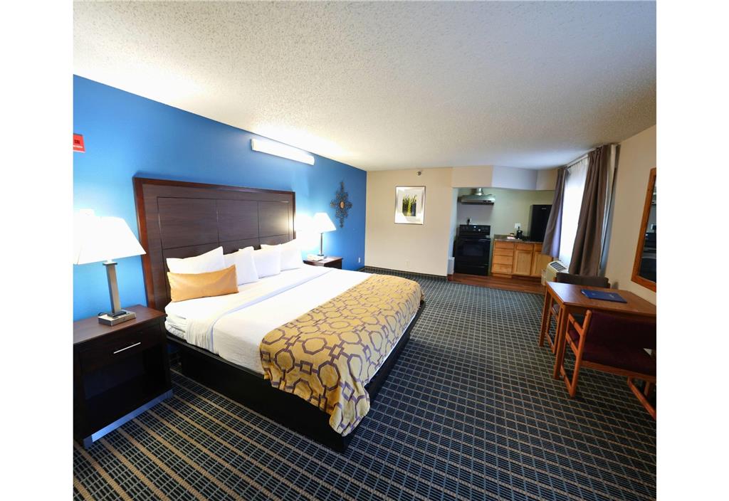 Baymont by Wyndham Marshalltown - photo 35