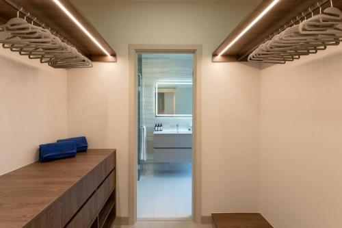 Business Loft with Ocean View — 4-Star Luxury Hotel in Panama, Panama