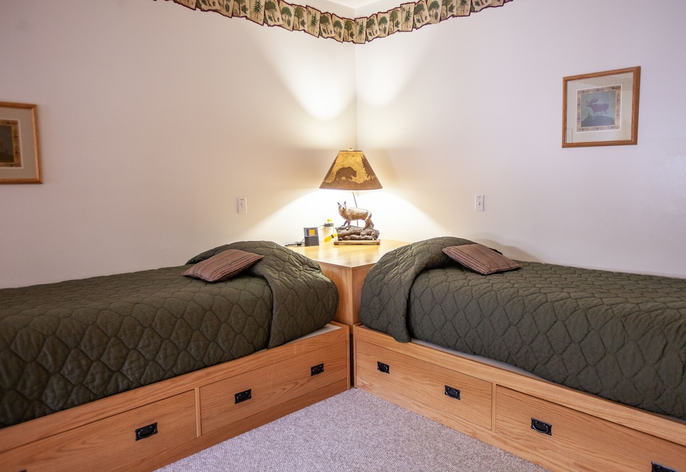 Smuggler's Notch Resort by Resort Stay - photo 7