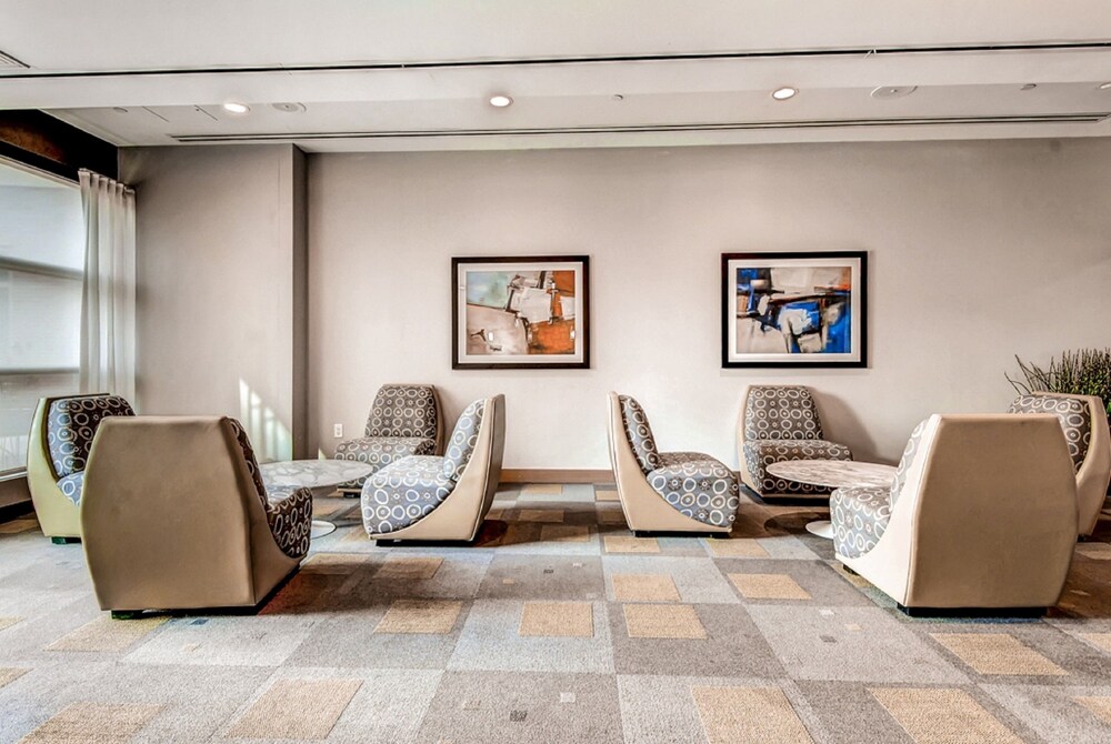 Global Luxury Suites at Kendall Square - photo 41