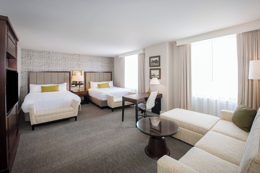 Marriott Syracuse Downtown - photo 12