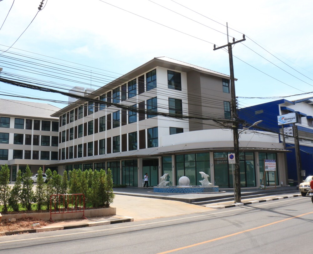 Klongyai Center — hotel in Khlong Yai