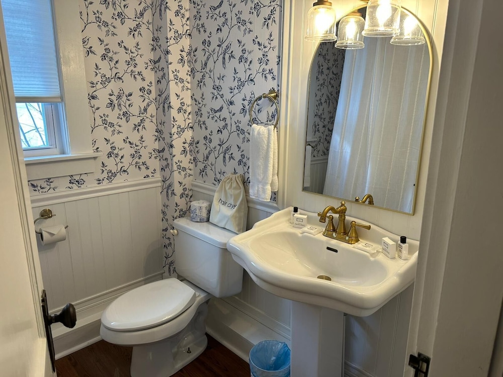 The Aurora Inn & Cottages - photo 155