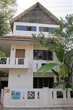 XL Homestay