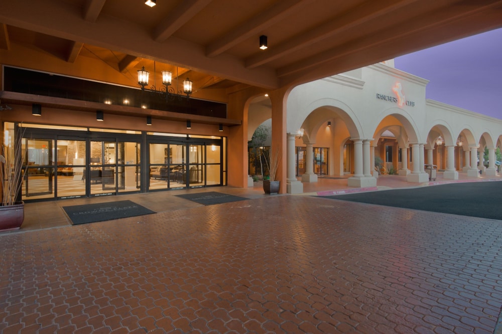 Crowne Plaza Albuquerque by IHG - photo 33