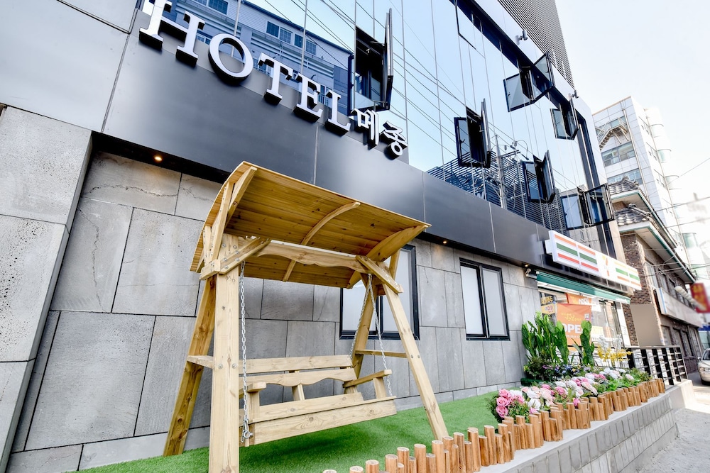 Hotel Maison - carbon neutral hotel in Busan