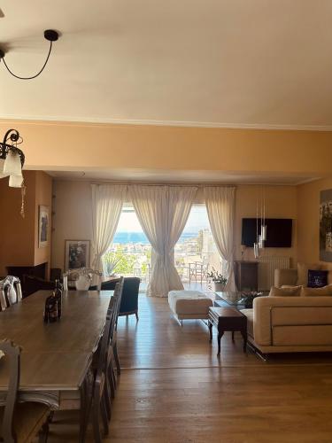Sea View House Voula — 4-Star Luxury Hotel in Athens, Greece