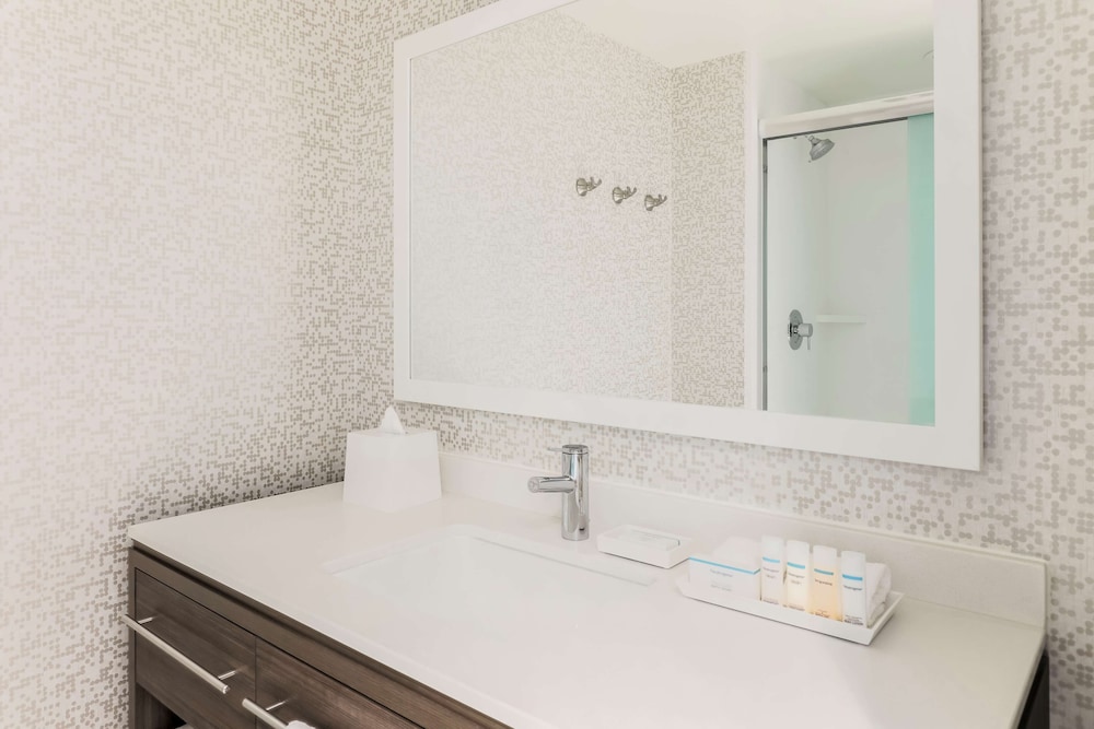 Home2 Suites by Hilton West Sacramento CA - photo 21
