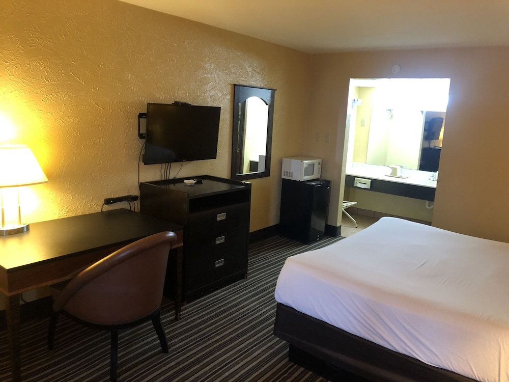 Nendels Inn & Suites - photo 9