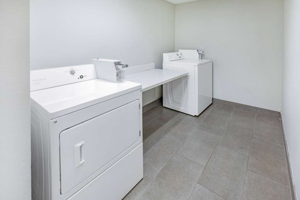 La Quinta Inn & Suites by Wyndham Houston Southwest - photo 29