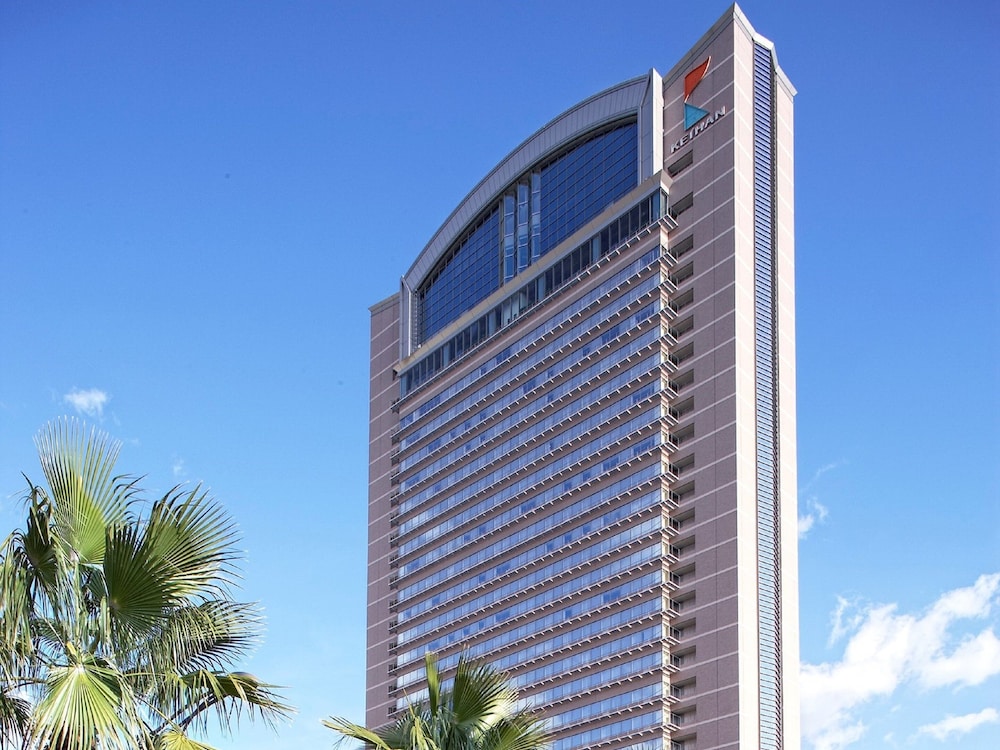 Hotel Keihan Universal Tower - carbon neutral hotel in Osaka