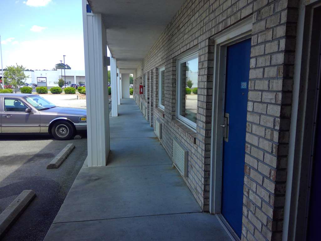 Americas Best Value Inn Kinston - photo 7