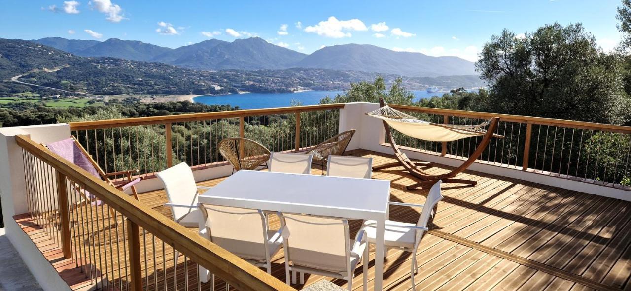 Super Villa Idyllique & Antique Avec Vue Mer Imprenable — 4-Star Luxury Hotel in Olmeto, France
