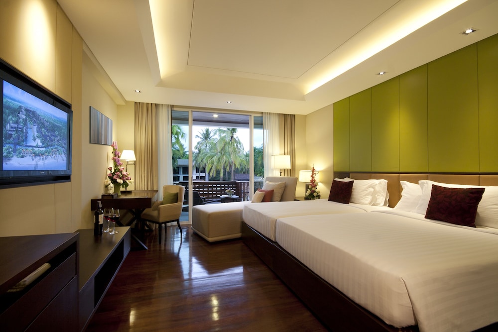 Graceland Khaolak Beachfront Resort — Ban Khao Lak — photo 4