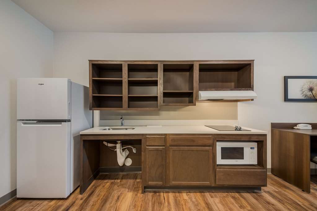 WoodSpring Suites Wesley Chapel Tampa - photo 20