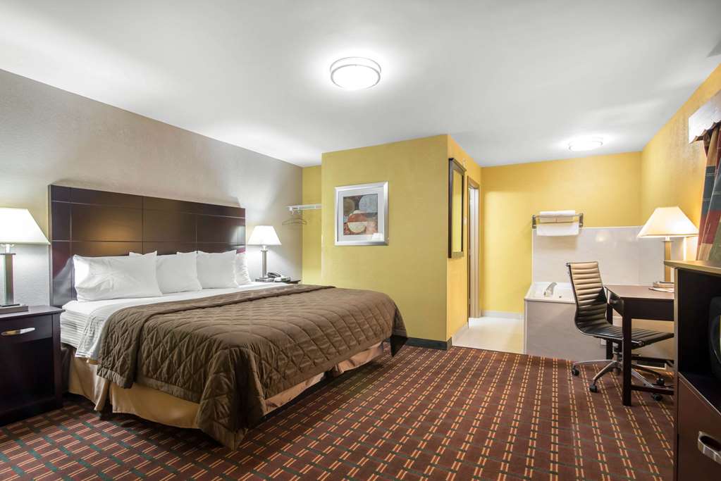 Rodeway Inn Towanda - photo 15