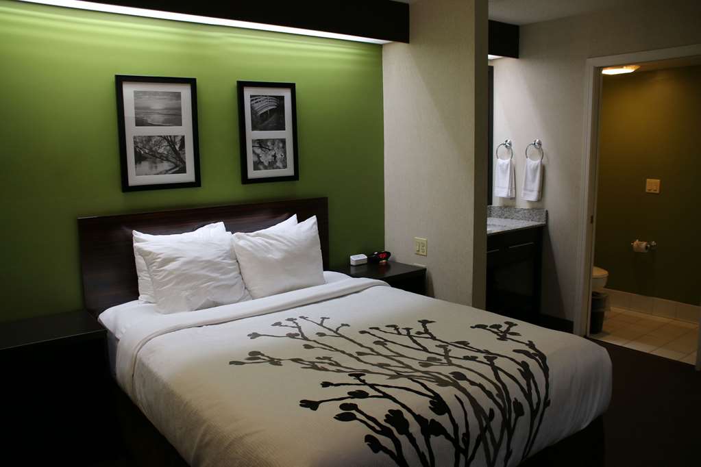 Sleep Inn near Great Lakes Naval Base - featured photo