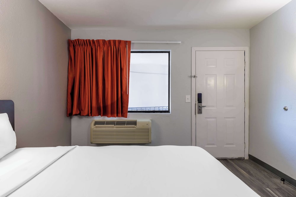 Motel 6 Elizabethtown KY - photo 17