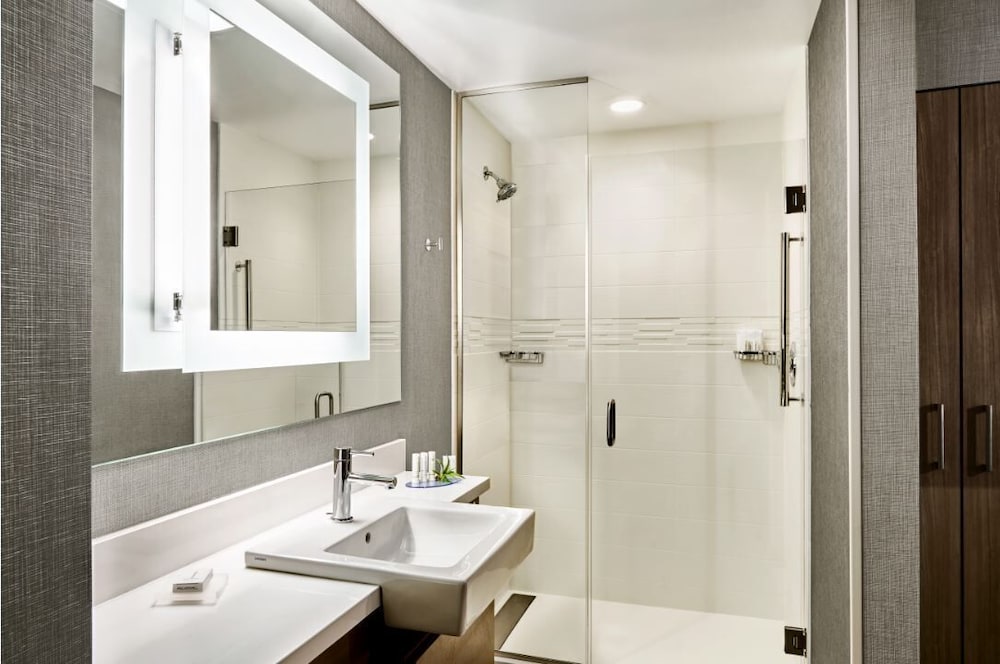 SpringHill Suites by Marriott Dallas McKinney Allen - photo 10