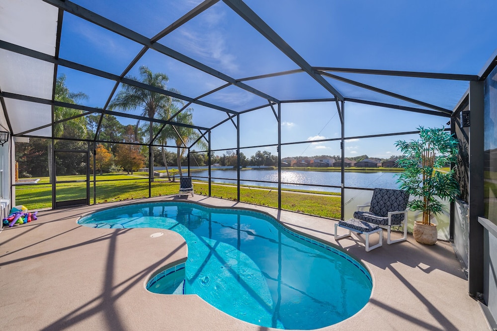 Summer Breeze — 4-Star Luxury Hotel in Kissimmee, United States