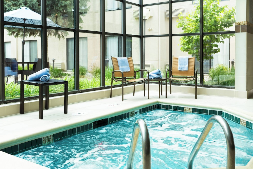 Courtyard by Marriott Fort Collins - photo 22