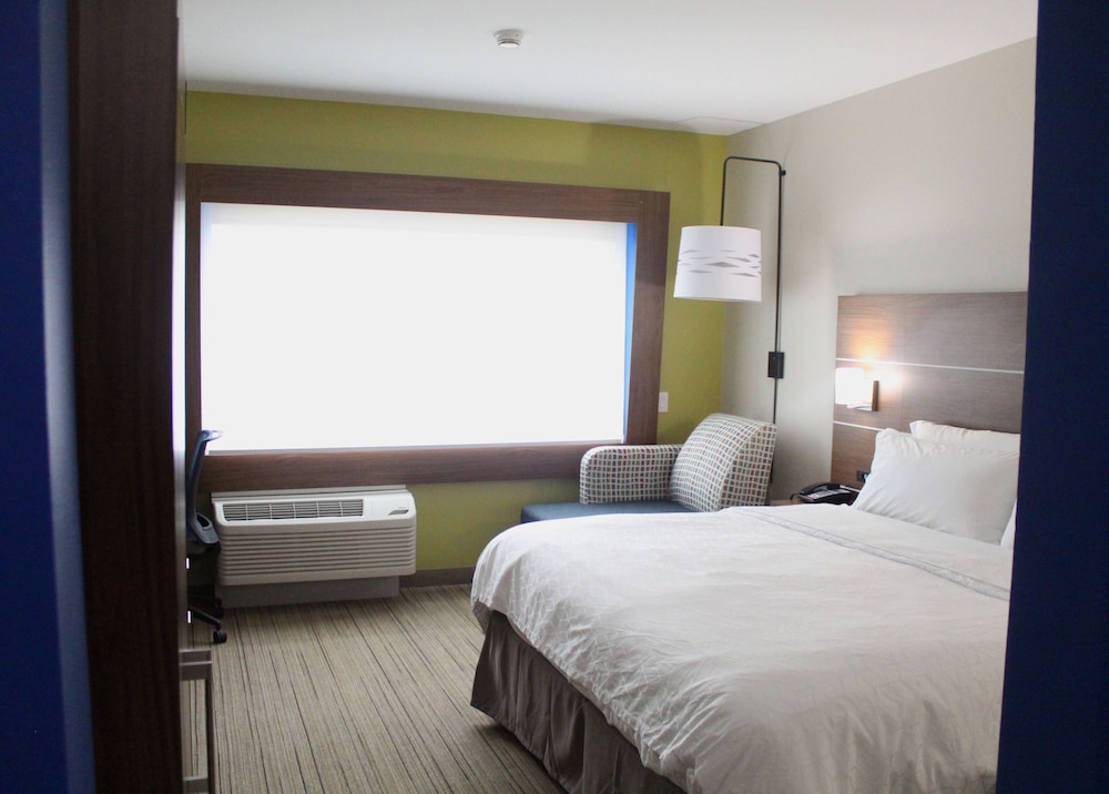Holiday Inn Express & Suites Latta by IHG - photo 9