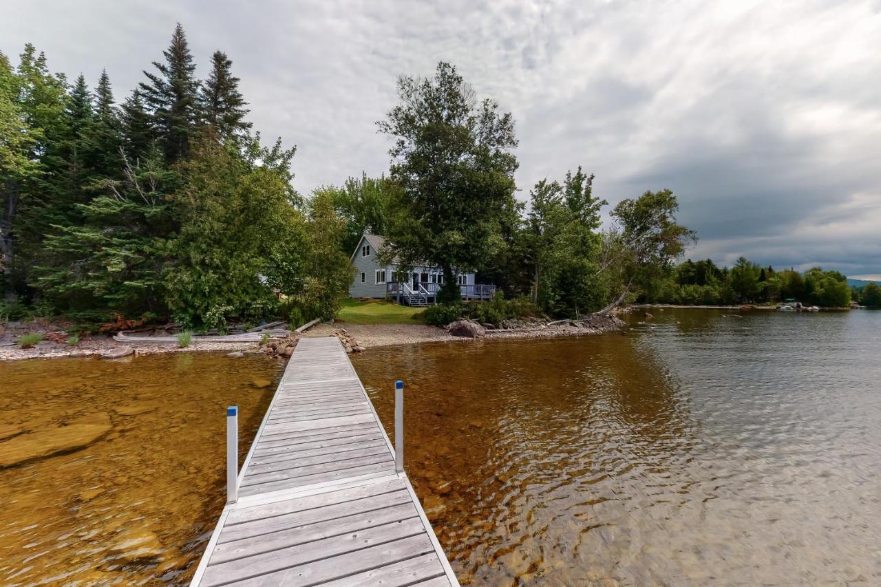 Lakeshore Lovely in Greenville, United States