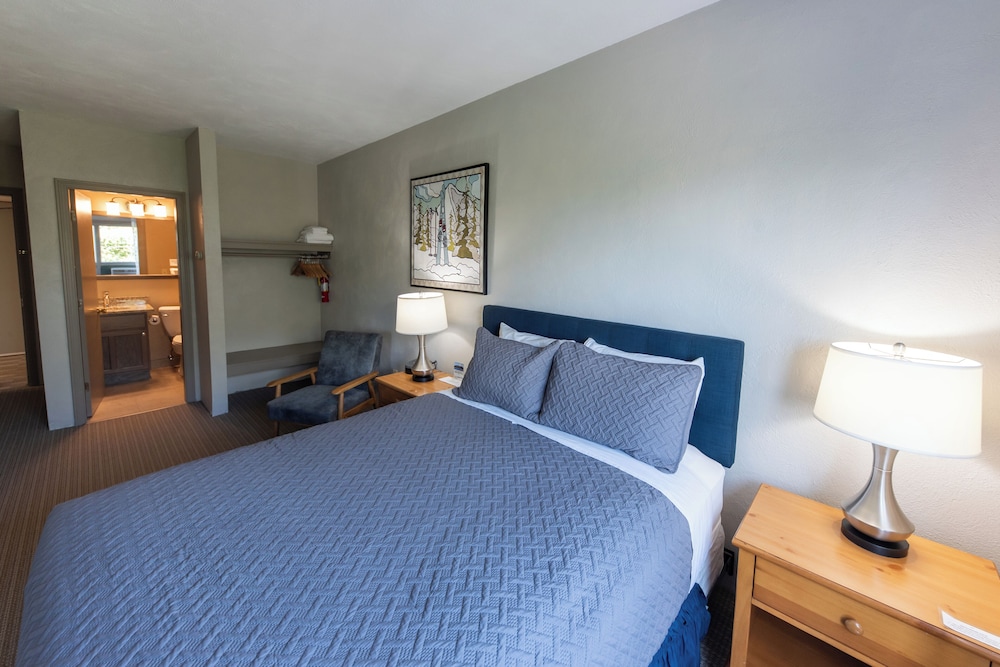 Sugarloaf Inn - photo 42