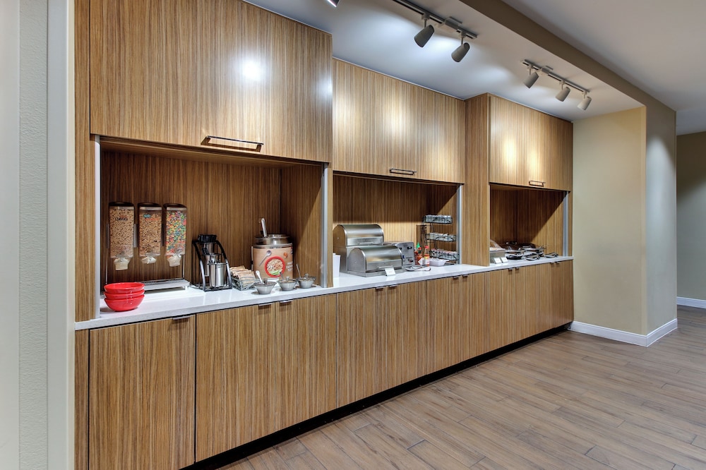TownePlace Suites by Marriott Mobile Saraland - photo 37