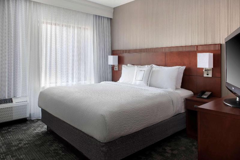 Sonesta Select Boston Stoughton - photo 28