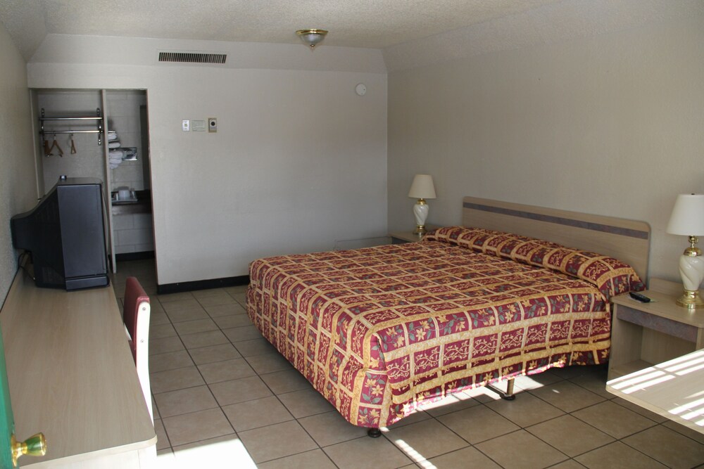 SuperLodge Motel - photo 10
