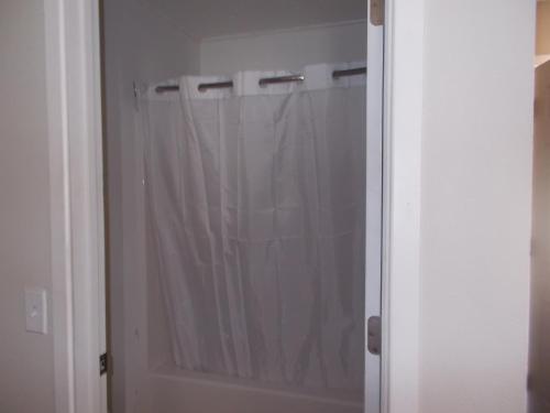 The Atomic Inn - photo 5