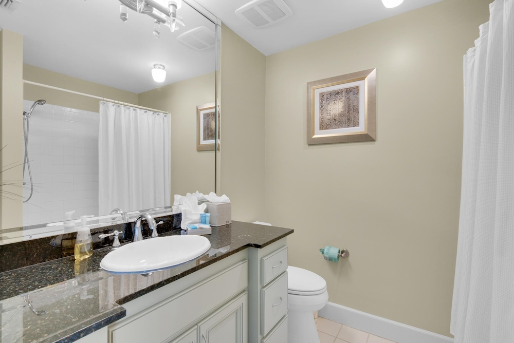 Shoreline Towers Townhouse 4 1 - photo 16