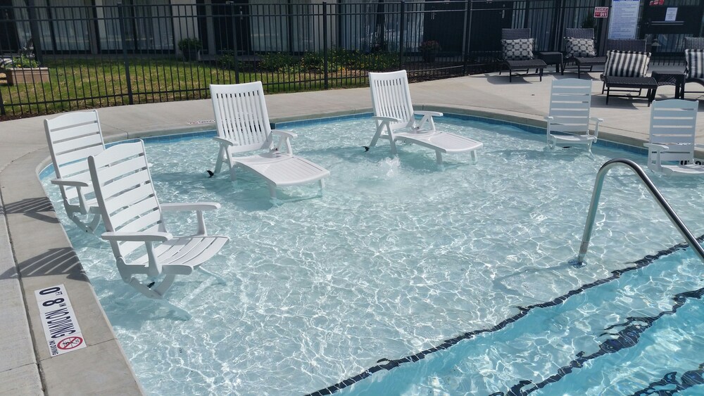 Chapel Hill University Inn - photo 28