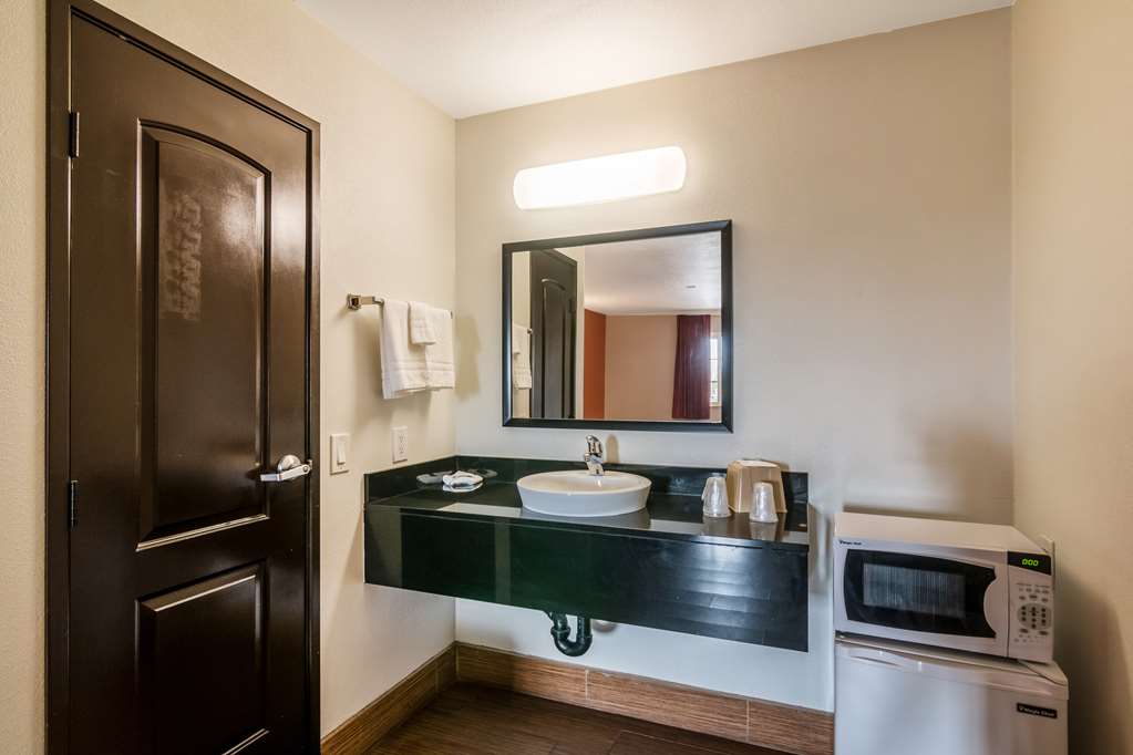 Motel 6 Bell Gardens - photo 23