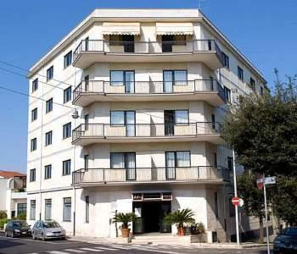 Hotel Astoria — 4-Star Luxury Hotel in Alberobello, Italy