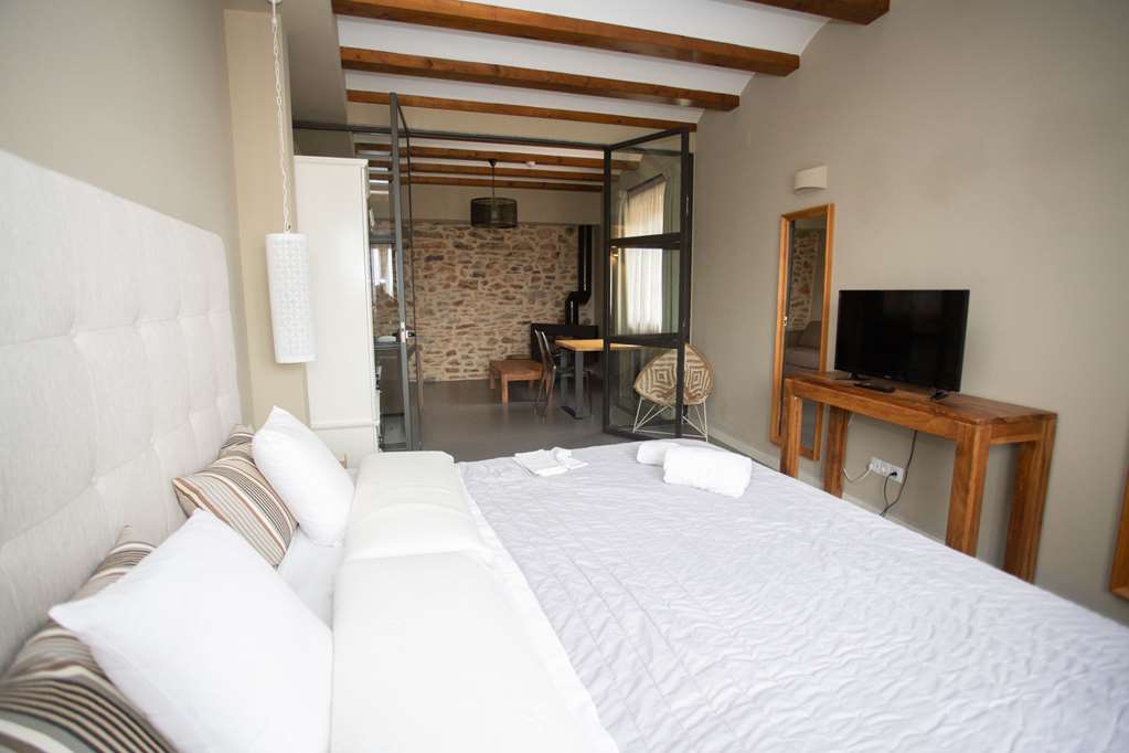Hotel Mas de Cebrián — Puertomingalvo — photo 2