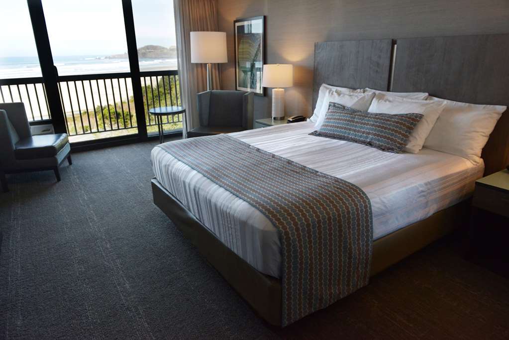 Best Western Plus Agate Beach Inn - photo 11
