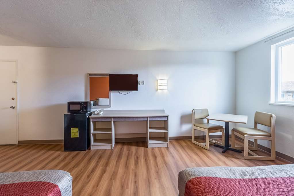 Motel 6 Beaverton OR - photo 10