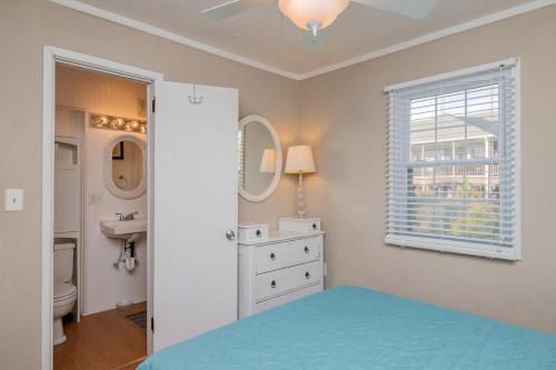 Splendid Days by Oak Island Accommodations - photo 5