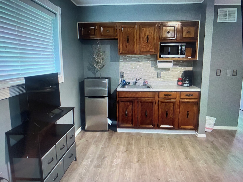 Camelot Village LLC - photo 11
