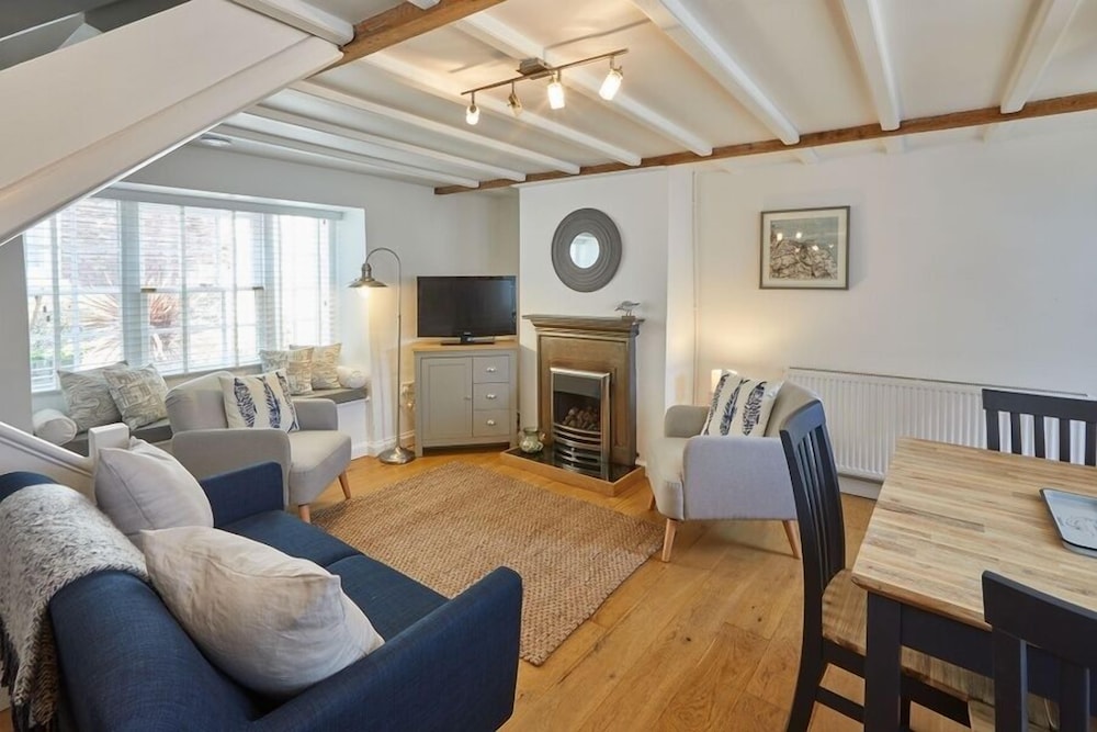 Amber Cottage